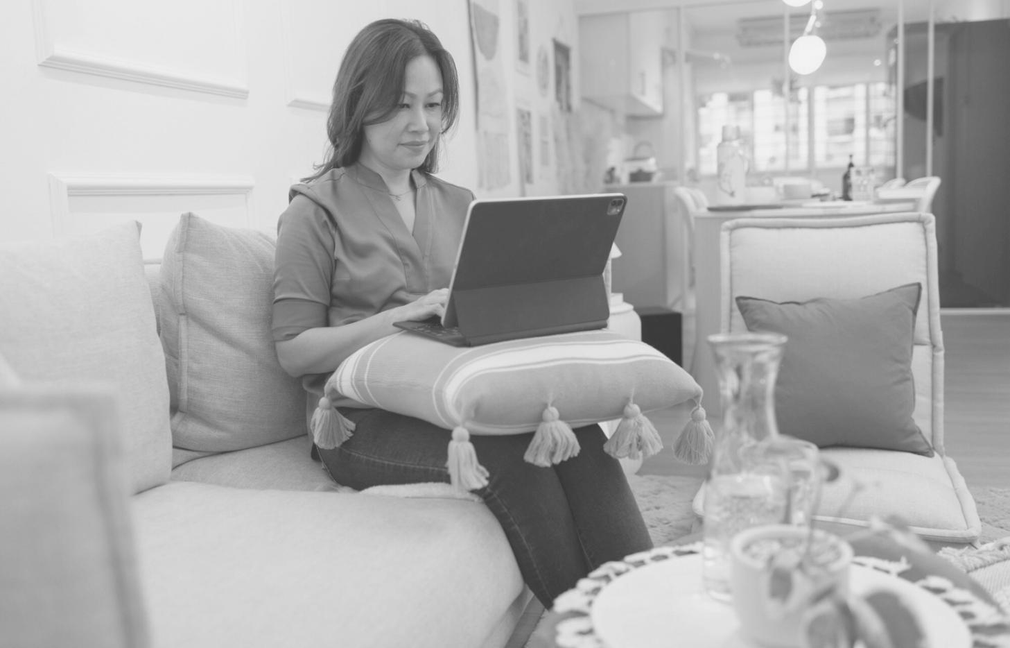 Workshop session teaching practical family budgeting methods